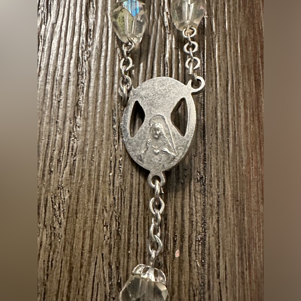 Vintage Rosary Beads & Vintage Rosary Case - Picture 3 of 14